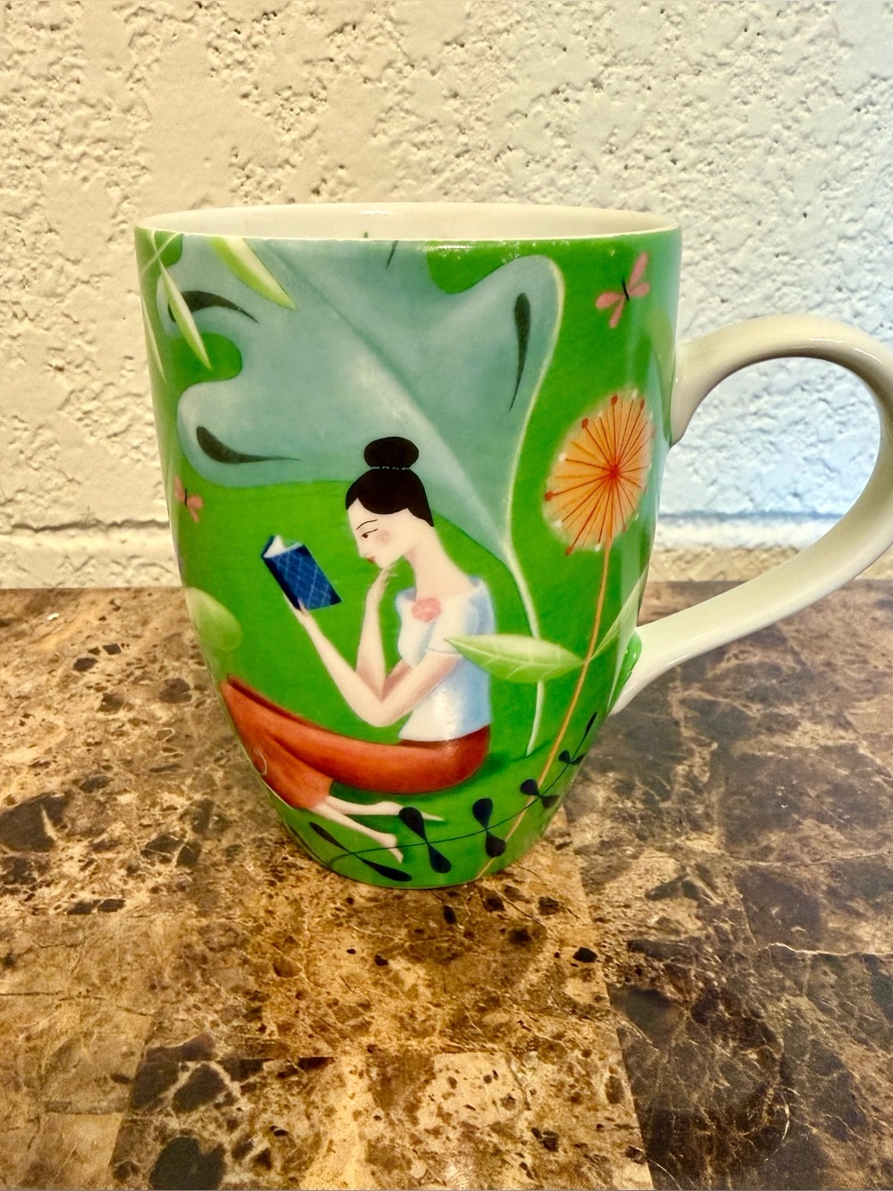 BARNES & NOBLE MUG